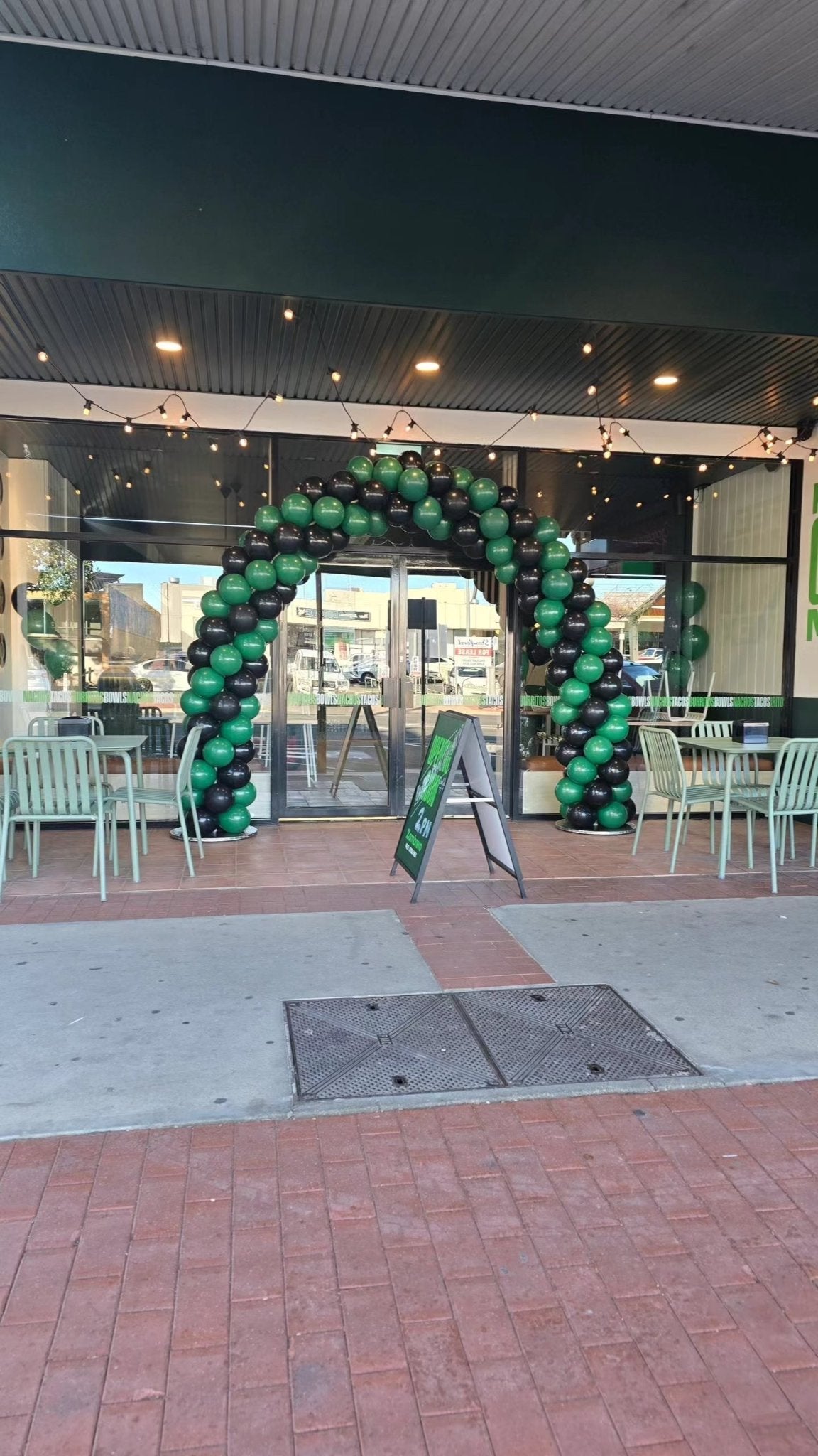 Arches - UpUpNAwayBalloons