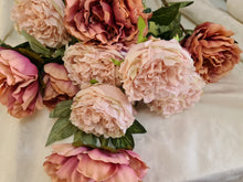 Load image into Gallery viewer, Artificial Flowers and Greenery for hire - available for hire when hiring a backdrop with us and an Organic Balloon Garland by UpUpNAwayBalloons