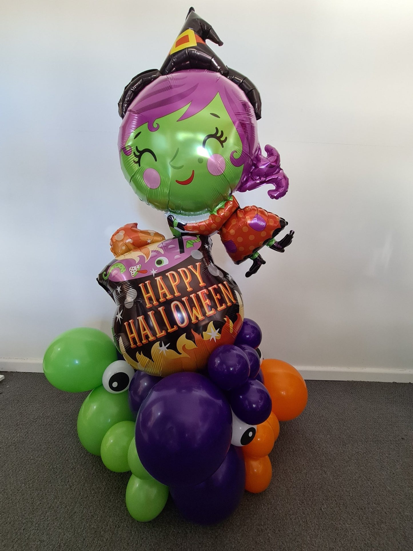 Halloween Past Decor Images - UpUpNAwayBalloons