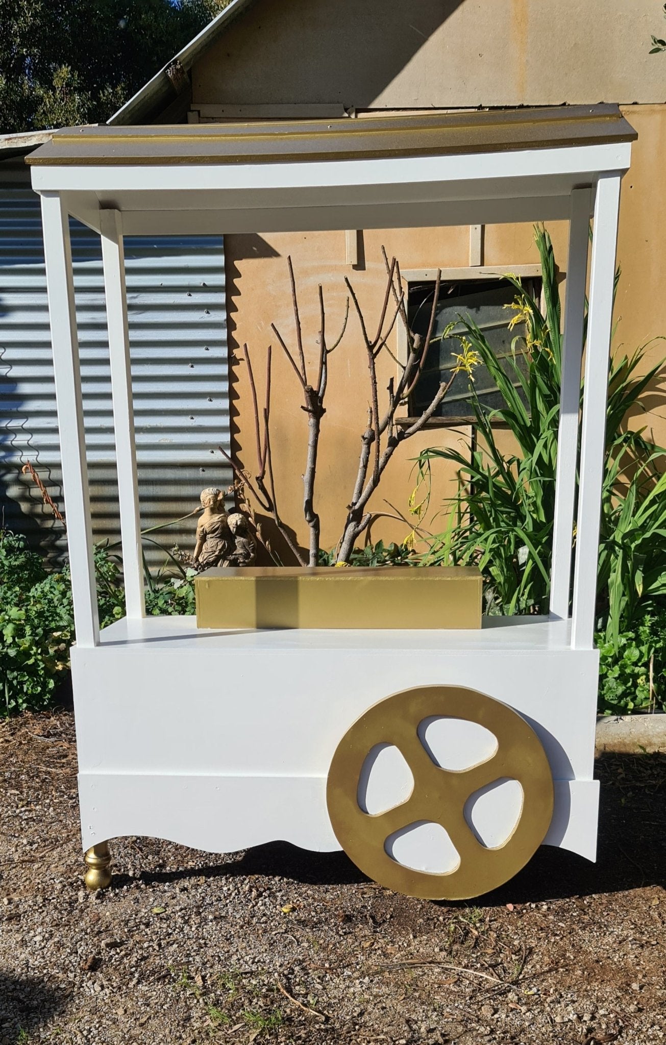 Lolly / Cake Cart for Hire (not available without ordering a Balloon Garland with us) - UpUpNAwayBalloons