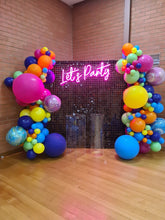 Load image into Gallery viewer, Year 2023 Organic Balloon Garlands (click on photo to view all photos) - UpUpNAwayBalloons