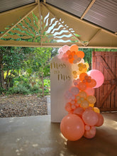 Load image into Gallery viewer, Year 2024 Organic Balloon Garlands (click on photo to view all photos) - UpUpNAwayBalloons