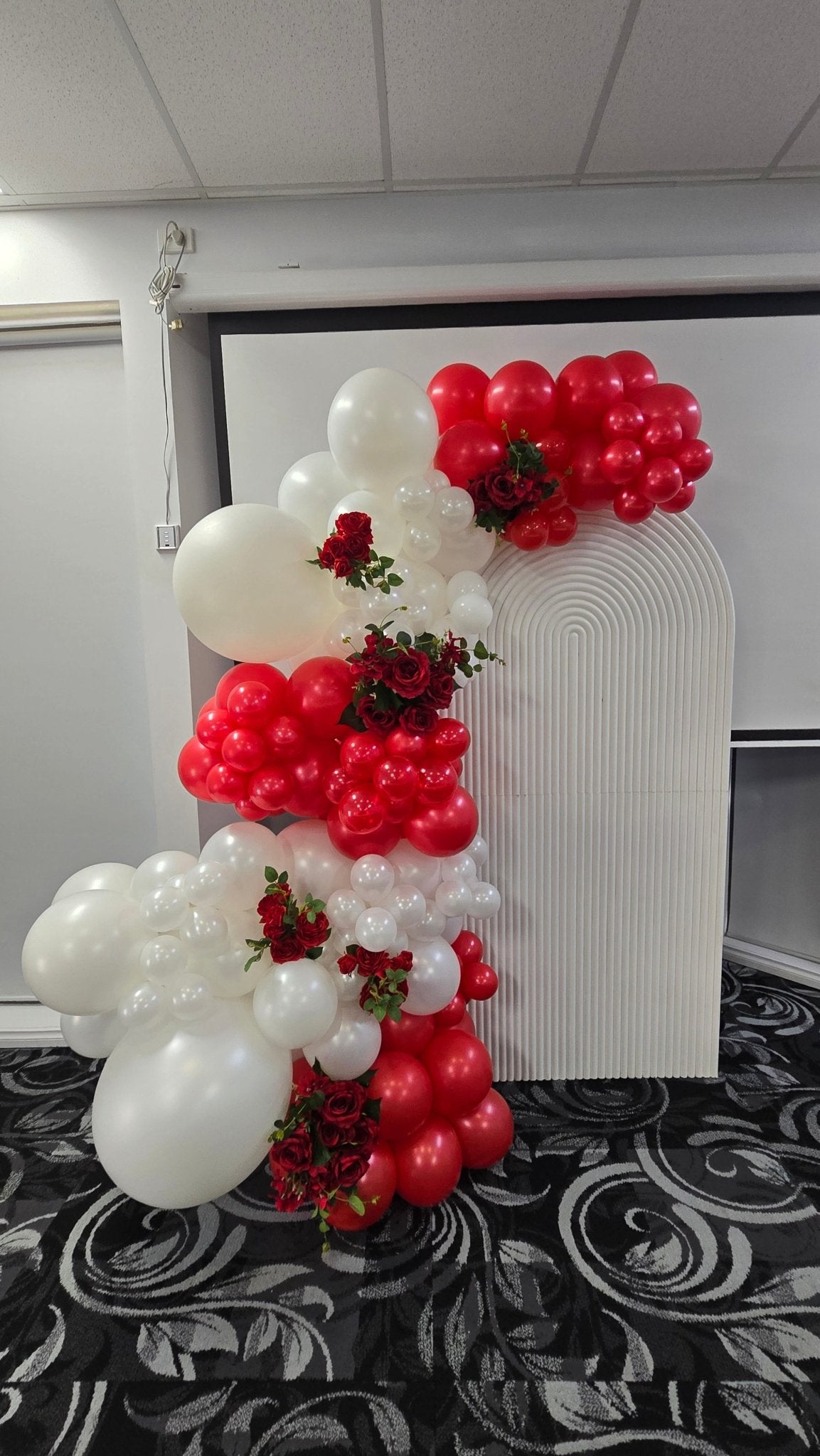 Year 2025 Organic Balloon Garlands (click on photo to view all photos) - UpUpNAwayBalloons