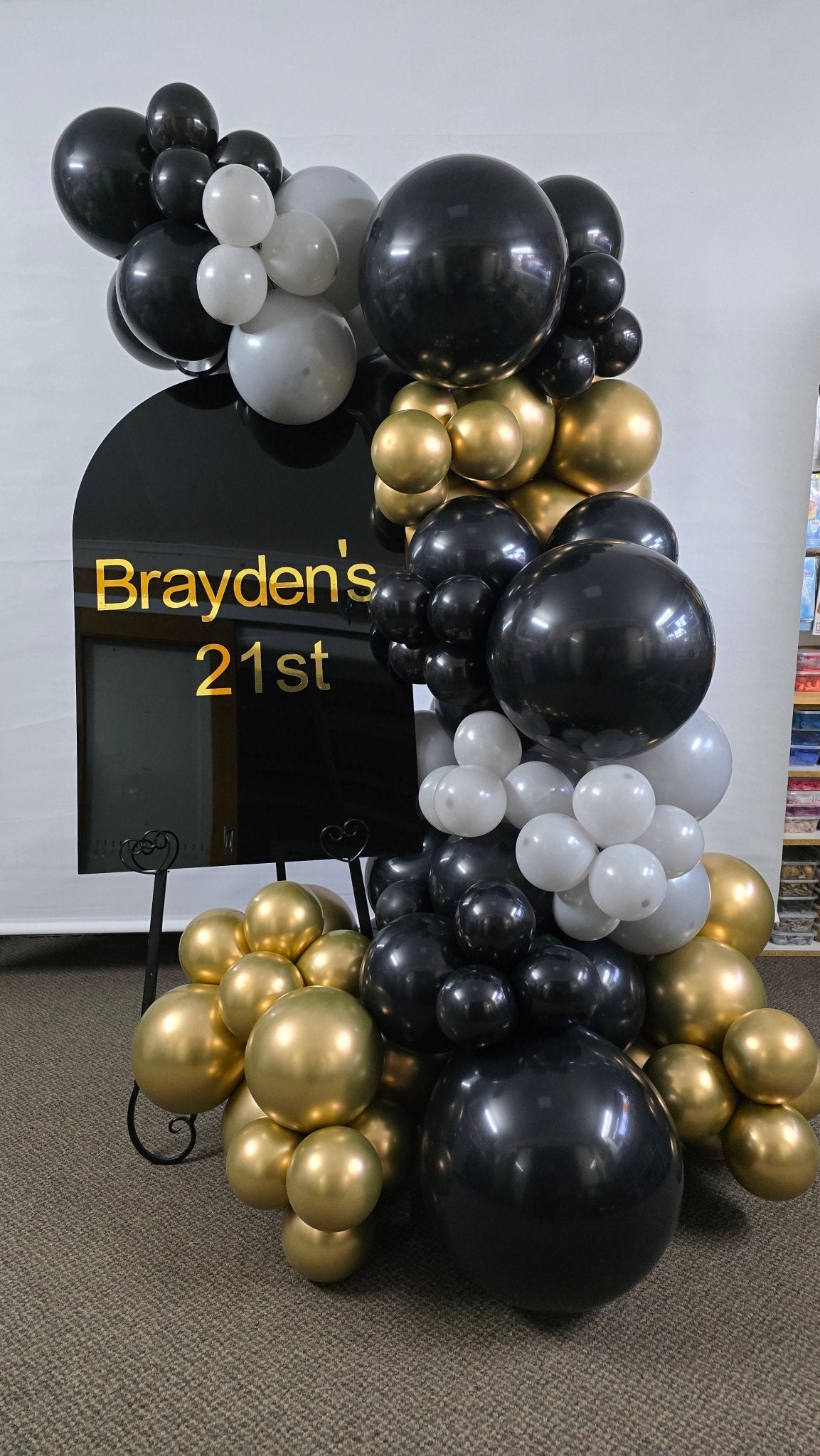 Year 2025 Organic Balloon Garlands (click on photo to view all photos) - UpUpNAwayBalloons