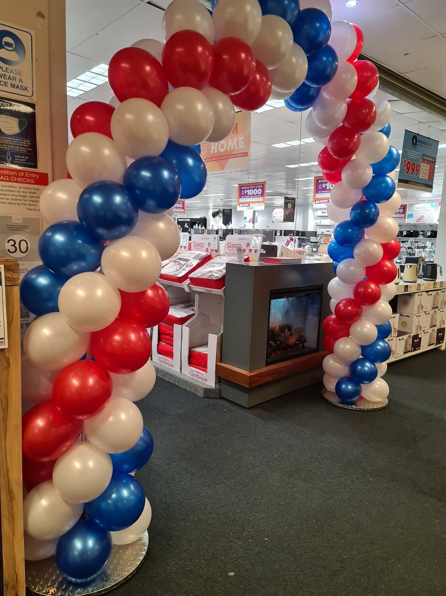 Arches - UpUpNAwayBalloons