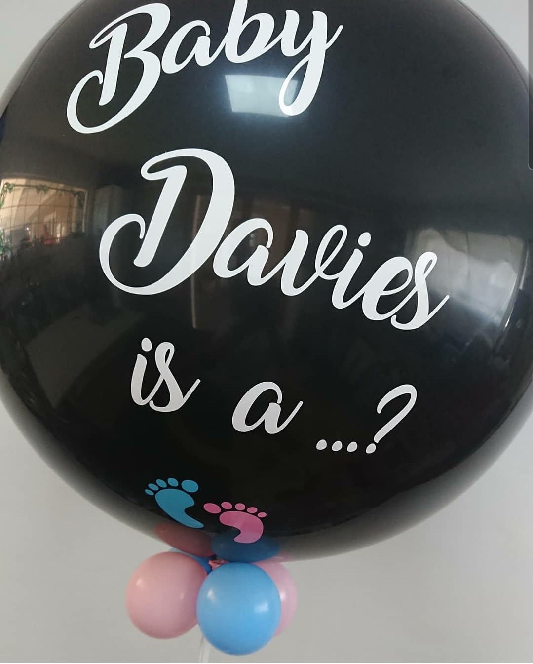 Personalised Gender Reveal - UpUpNAwayBalloons