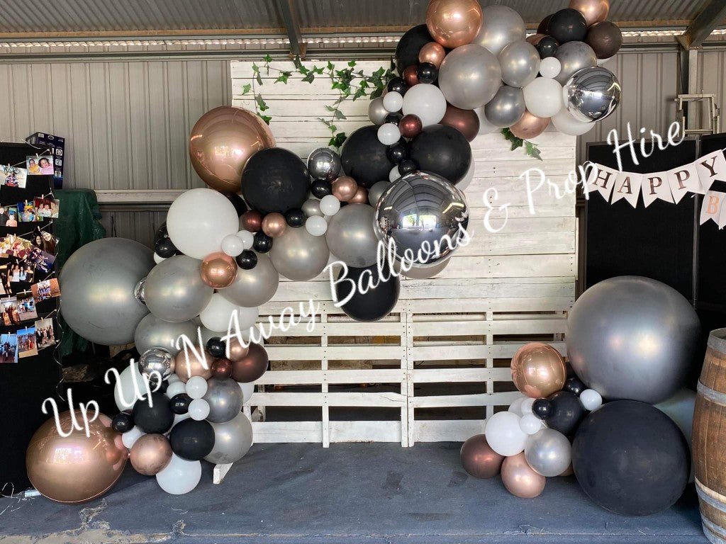 Year 2015 to 2020 Organic Balloon Garlands (click on photo to view) - UpUpNAwayBalloons