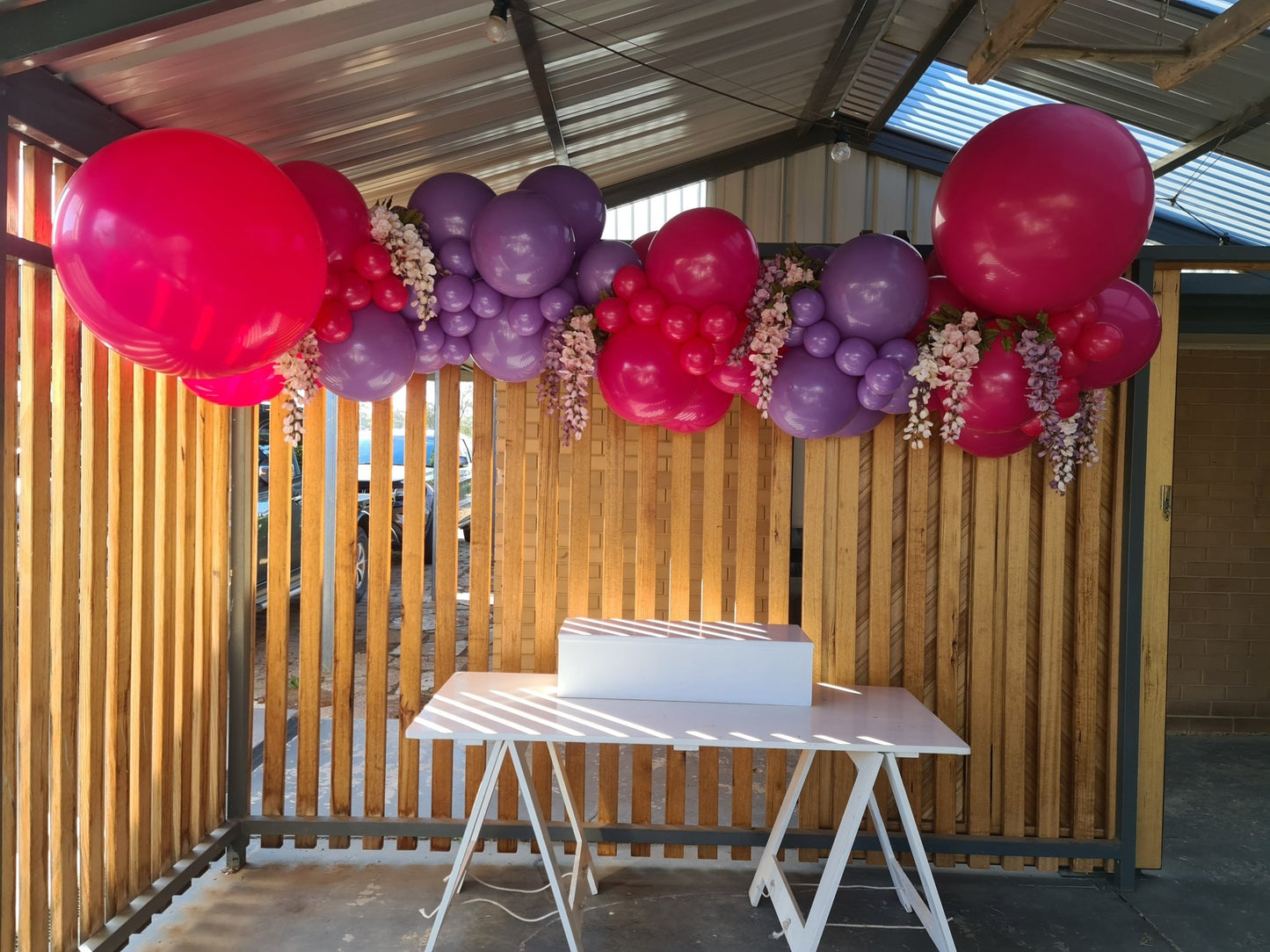 Year 2015 to 2020 Organic Balloon Garlands (click on photo to view) - UpUpNAwayBalloons