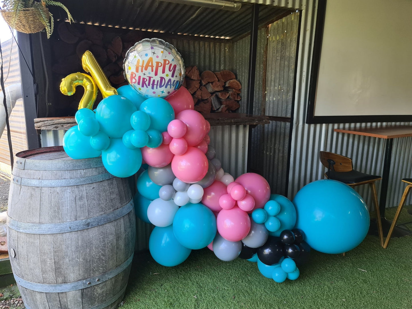 Year 2015 to 2020 Organic Balloon Garlands (click on photo to view) - UpUpNAwayBalloons