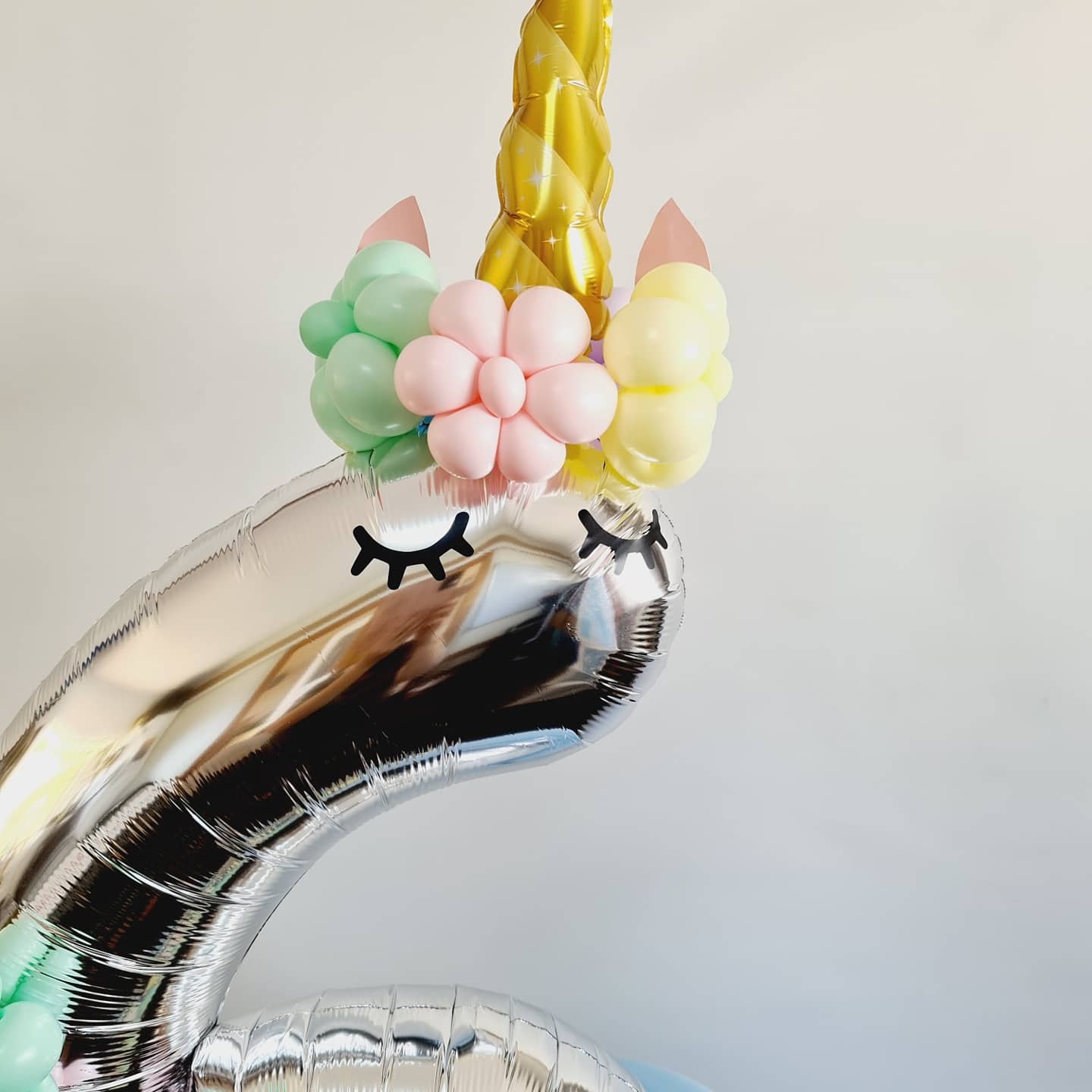 Air filled Balloon Numbers Marquee Style [Single Digit] Creation - UpUpNAwayBalloons