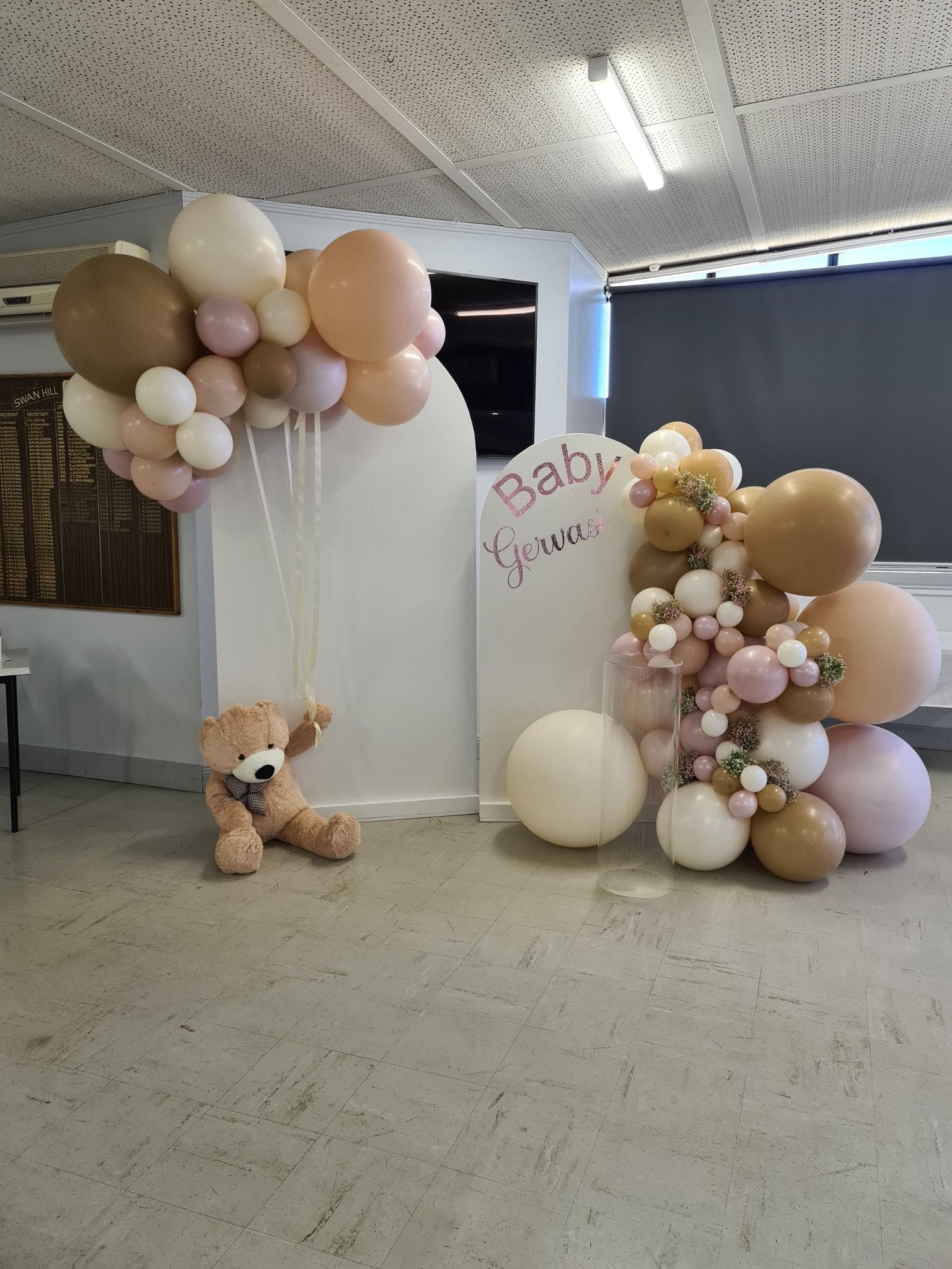 Baby Shower Organic Balloon Garlands - UpUpNAwayBalloons