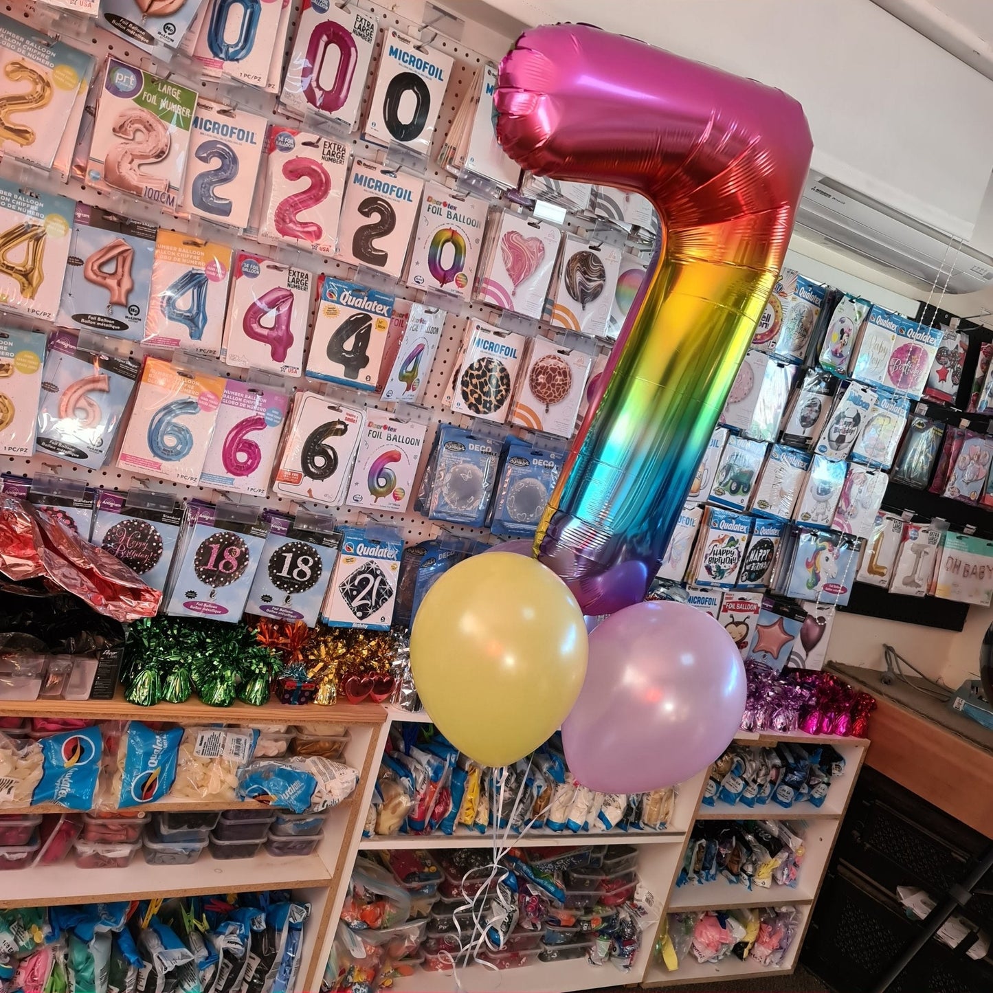Balloon Numbers [Single Digit] Bouquet by UpUpNAwayBalloons