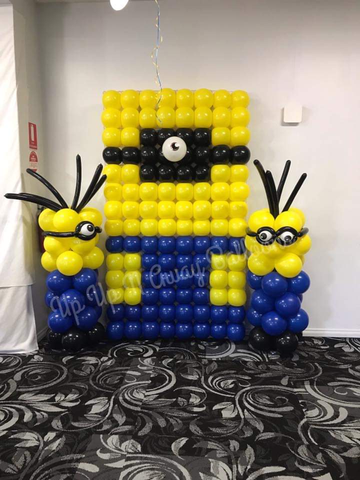 Balloon Walls by UpUpNAwayBalloons