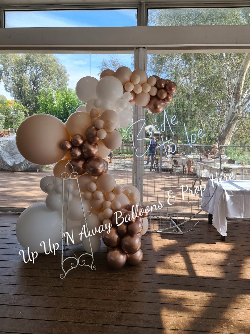 Bride to Be Neon Sign for Hire - only available when hiring a backdrop and ordering a balloon garland by UpUpNAwayBalloons