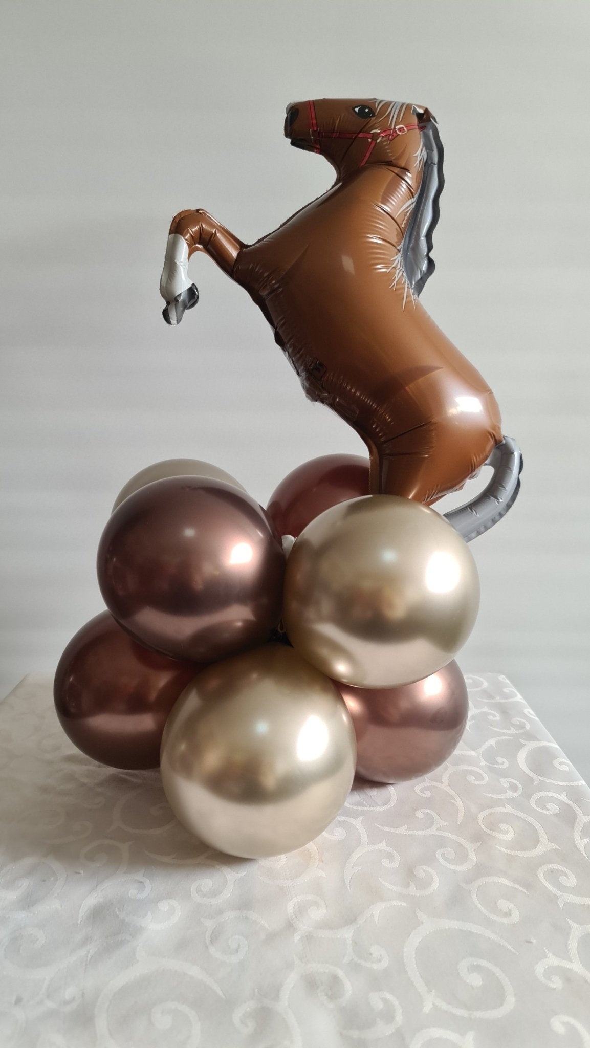 Celebrate Melbourne Cup Table Centrepiece - UpUpNAwayBalloons