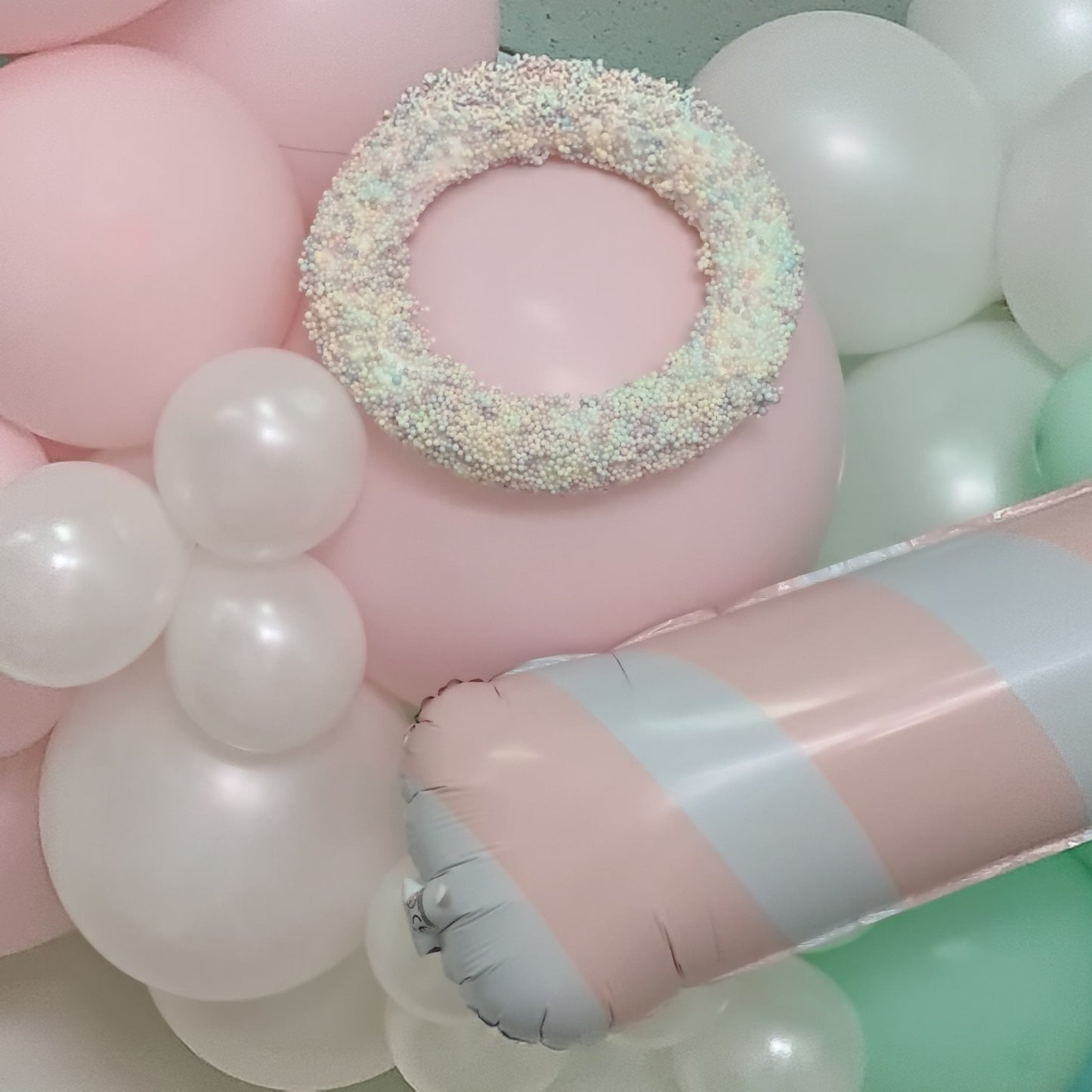 Christmas Backdrops & Local Business Xmas Decorations - message for a FREE quote. - UpUpNAwayBalloons