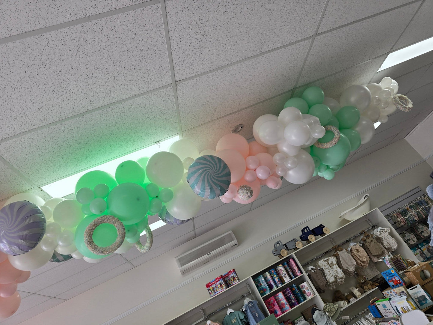 Christmas Backdrops & Local Business Xmas Decorations - message for a FREE quote. - UpUpNAwayBalloons