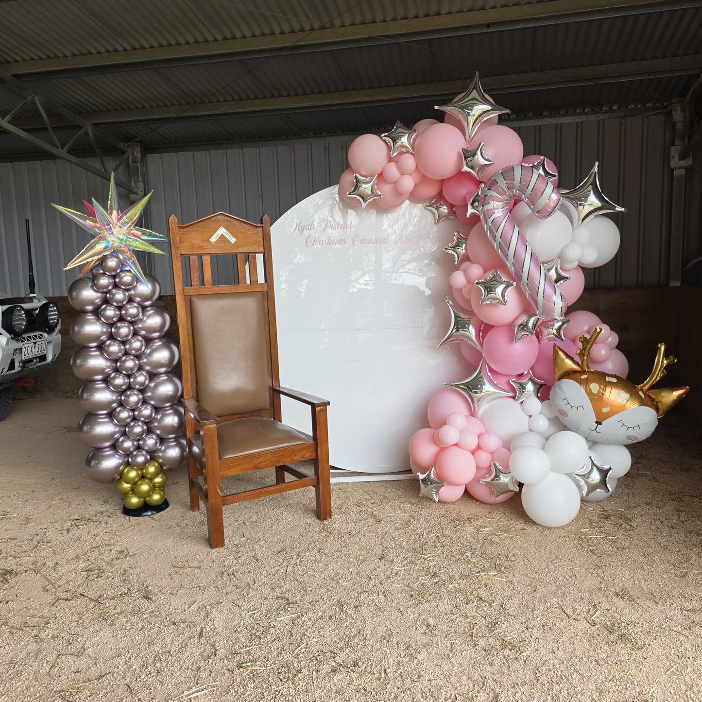 Christmas Backdrops & Local Business Xmas Decorations - message for a FREE quote. - UpUpNAwayBalloons