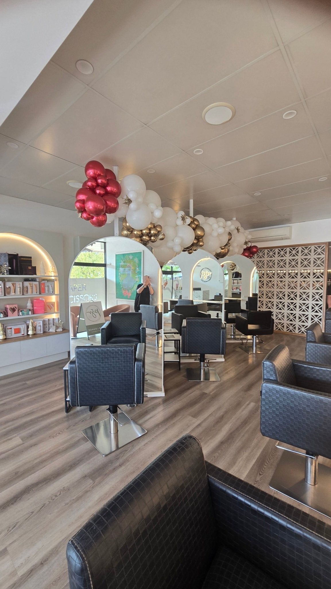 Christmas Backdrops & Local Business Xmas Decorations - message for a FREE quote. - UpUpNAwayBalloons