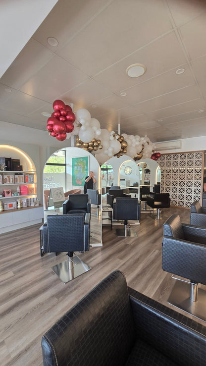 Christmas Backdrops & Local Business Xmas Decorations - message for a FREE quote. - UpUpNAwayBalloons