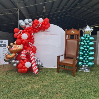 Christmas Backdrops & Local Business Xmas Decorations - message for a FREE quote. - UpUpNAwayBalloons