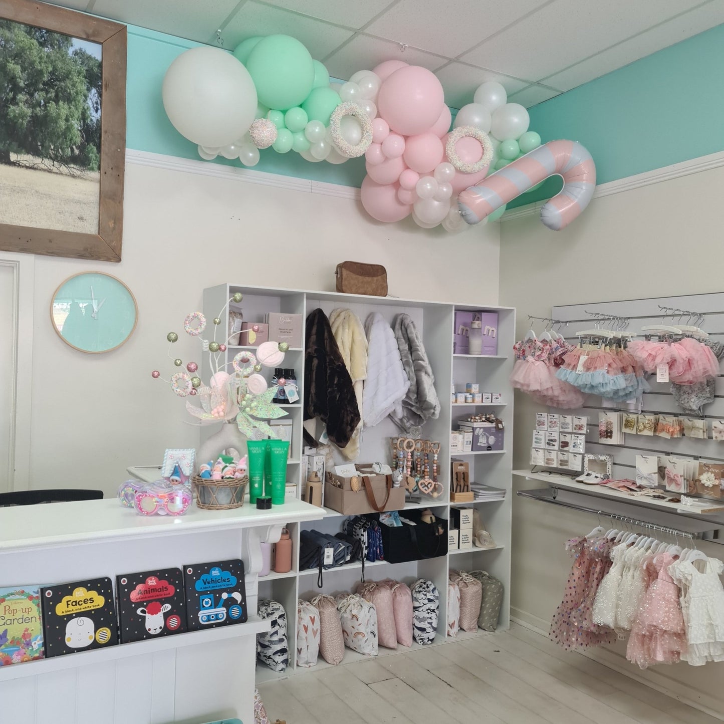 Christmas Backdrops & Local Business Xmas Decorations - message for a FREE quote. - UpUpNAwayBalloons