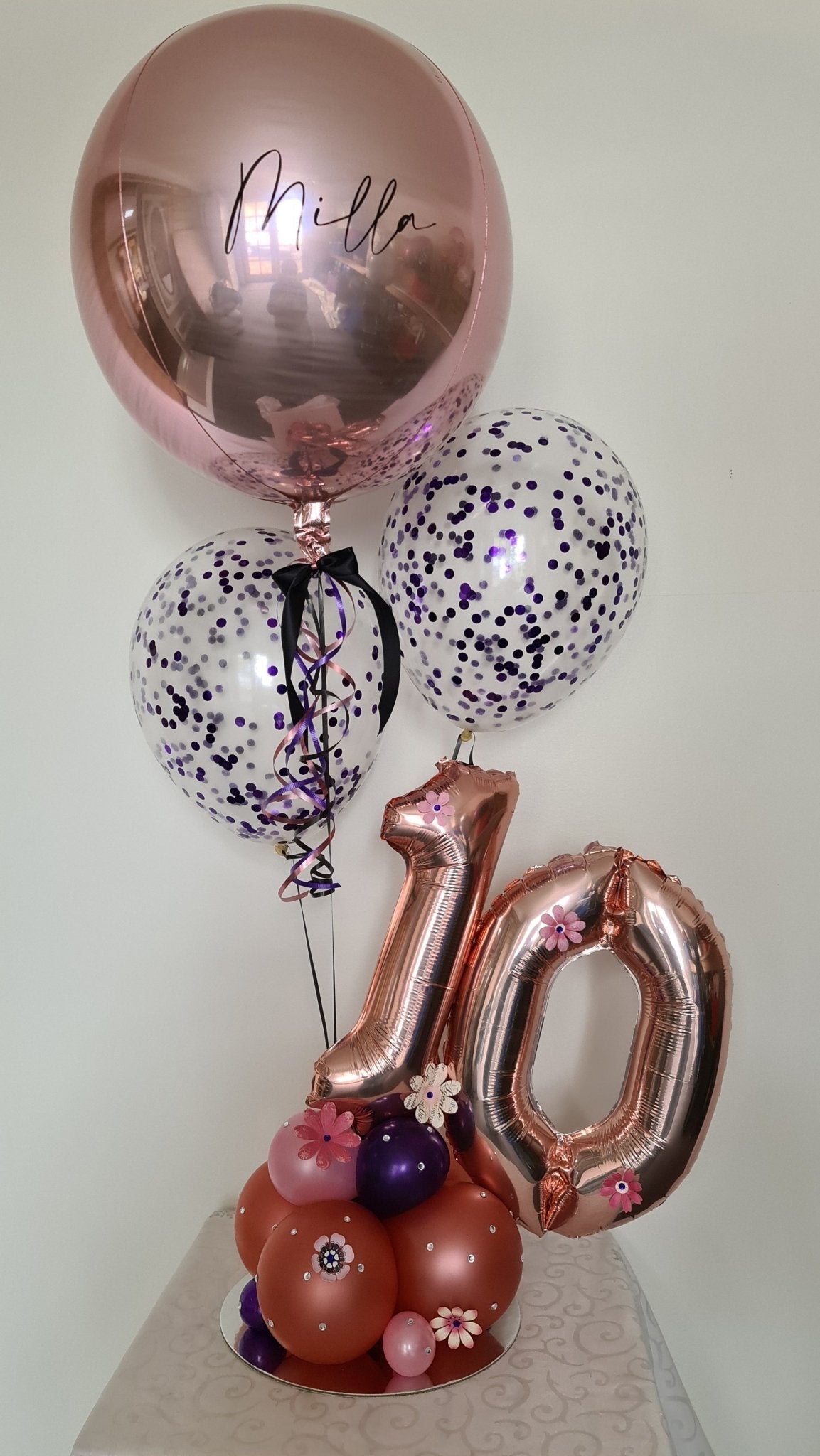 Creative Table Centerpiece by UpUpNAwayBalloons