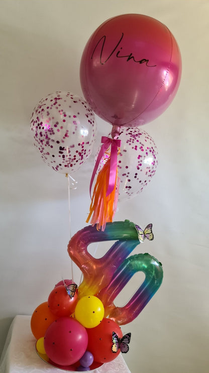 Creative Table Centerpiece by UpUpNAwayBalloons