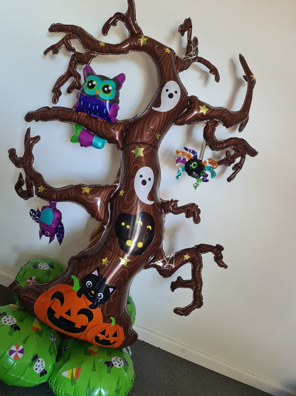 Halloween Past Decor Images - UpUpNAwayBalloons