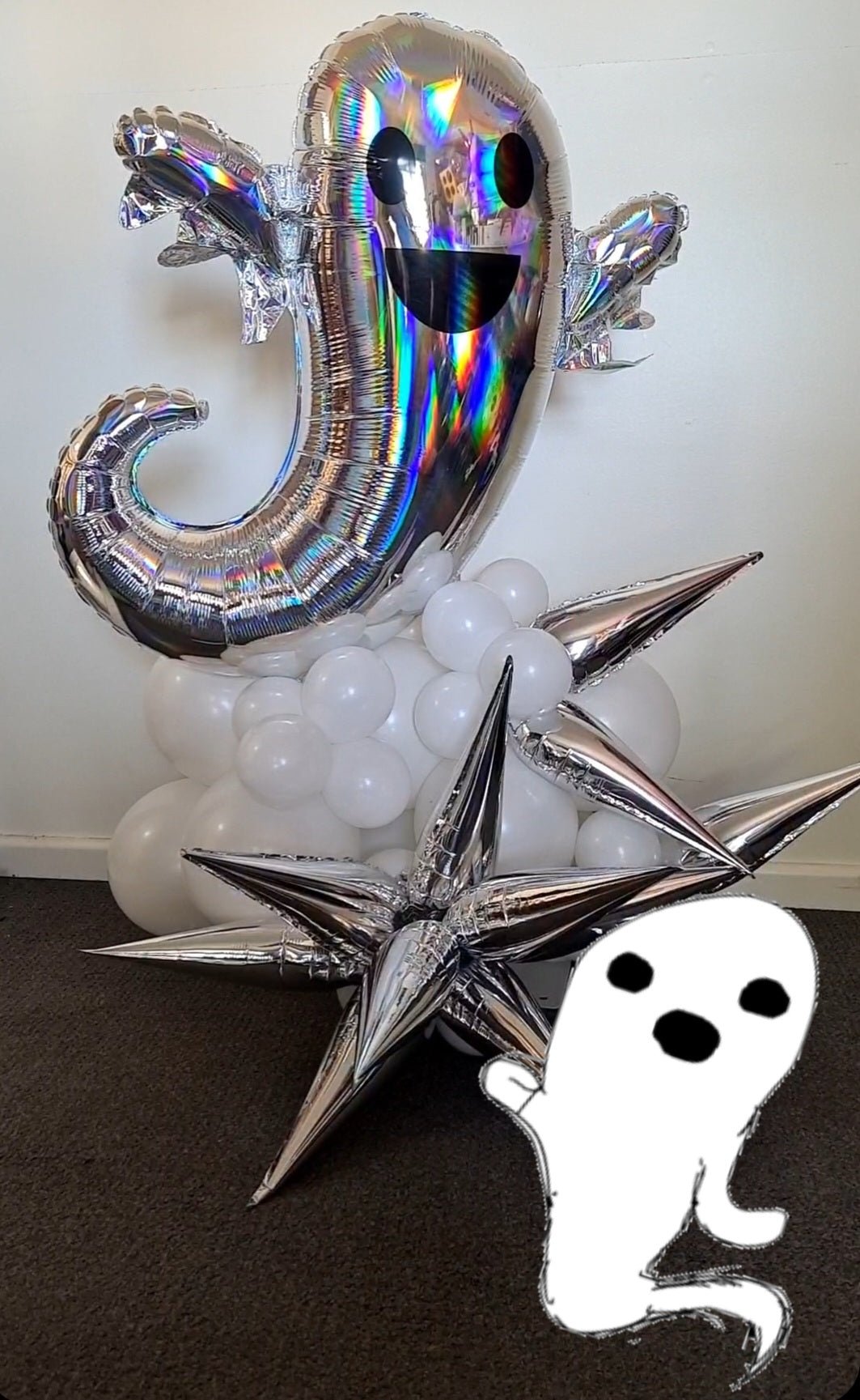 Halloween Past Decor Images - UpUpNAwayBalloons