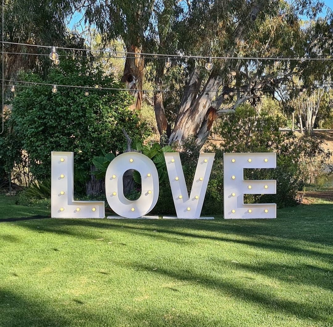 Light Up Love Letters for Hire by UpUpNAwayBalloons