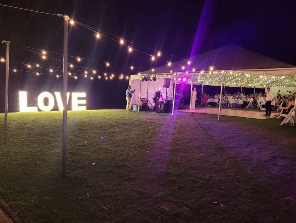 Light Up Love Letters for Hire by UpUpNAwayBalloons
