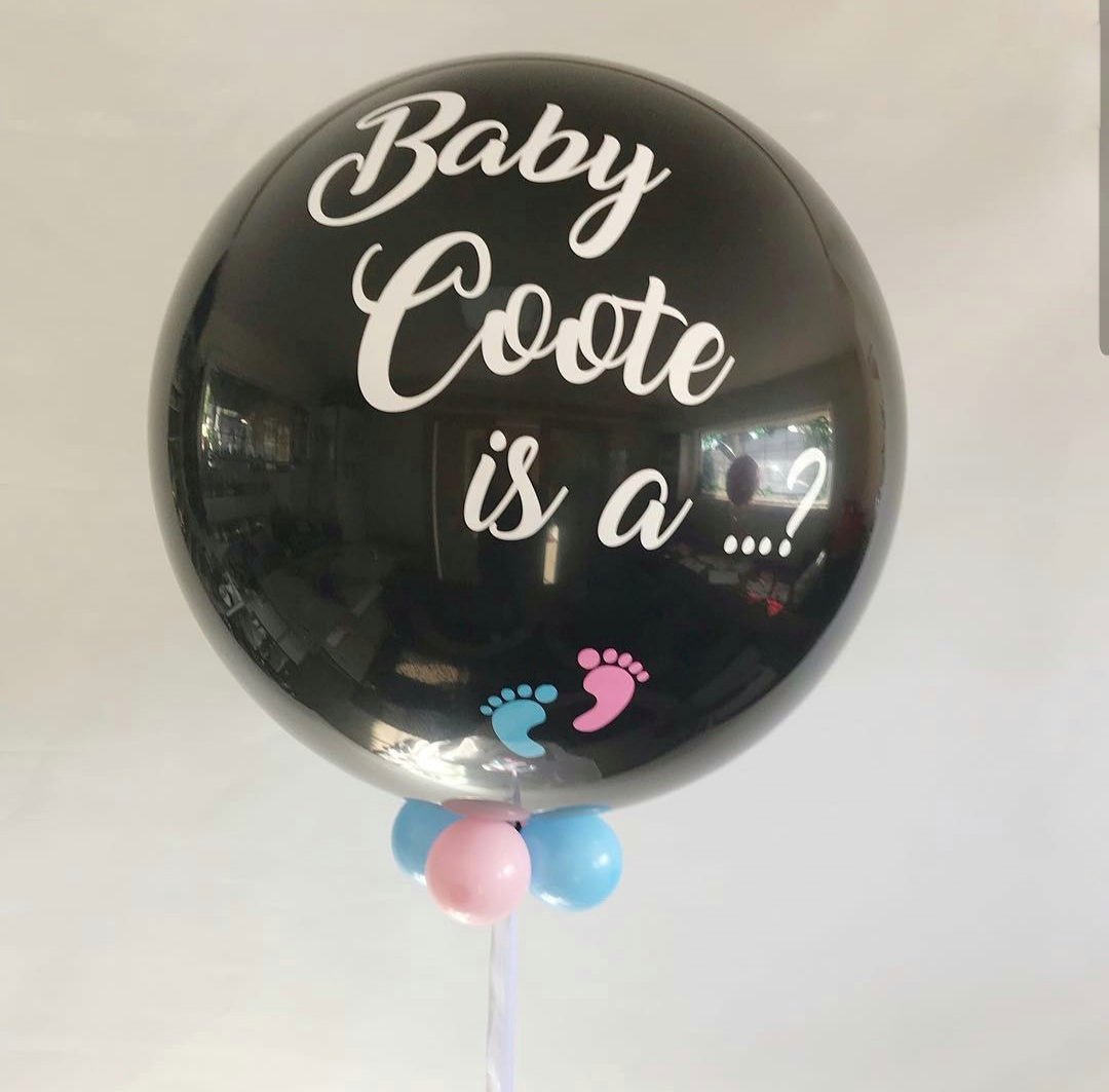 Personalised Gender Reveal by UpUpNAwayBalloons