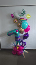 Load and play video in Gallery viewer, Balloon Number Marquee Stacks - Single Balloon Number
