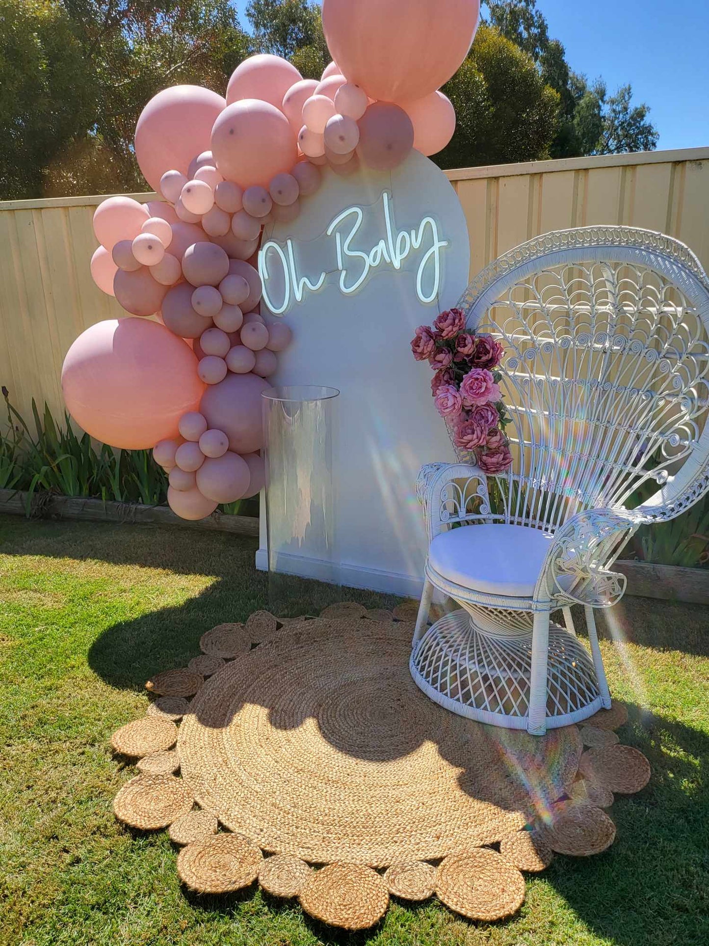 Rug for Hire - Only available to hire with setups of backdrops and Organic Balloon Garlands. - UpUpNAwayBalloons