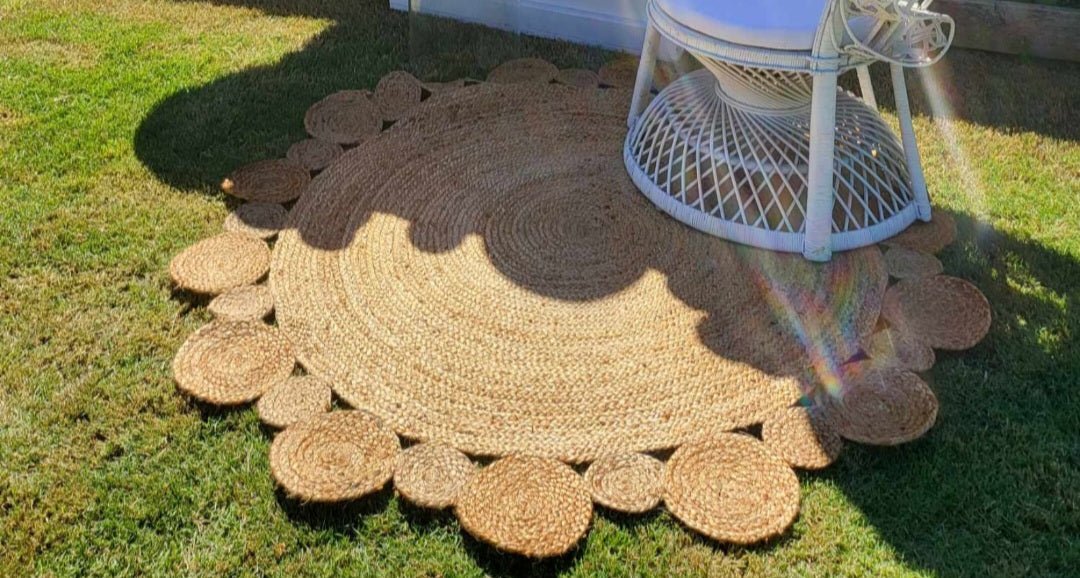 Rug for Hire - Only available to hire with setups of backdrops and Organic Balloon Garlands. - UpUpNAwayBalloons