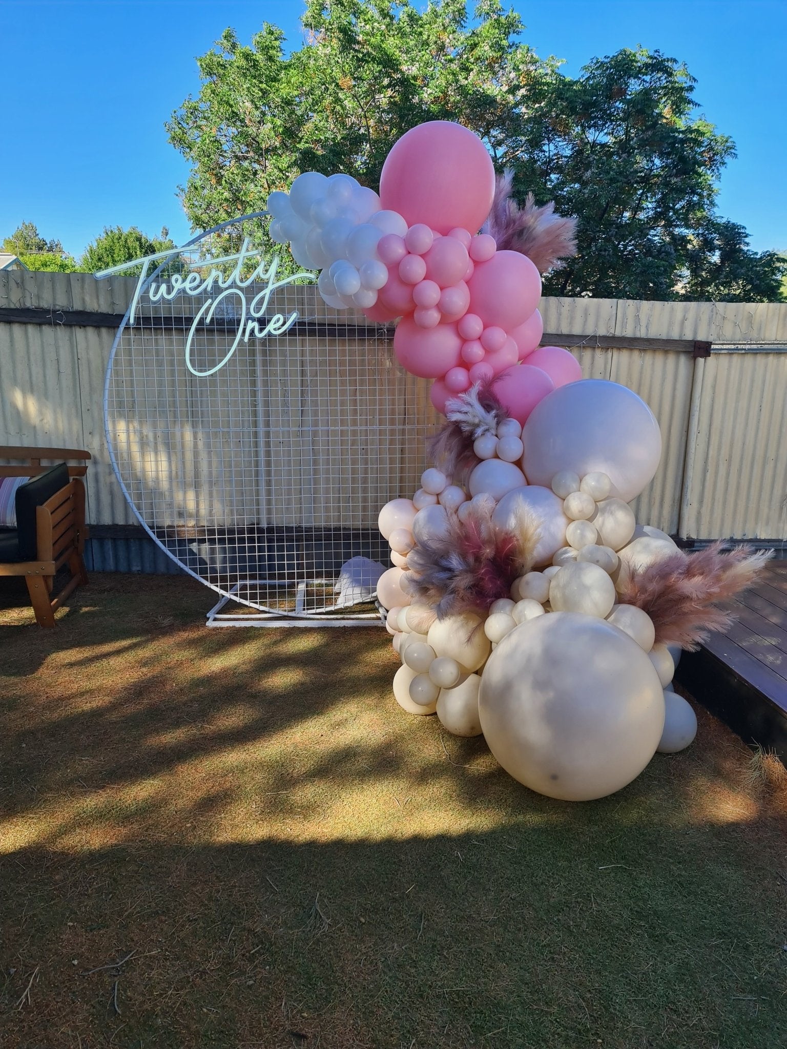 Twenty One Neon Sign for Hire - UpUpNAwayBalloons