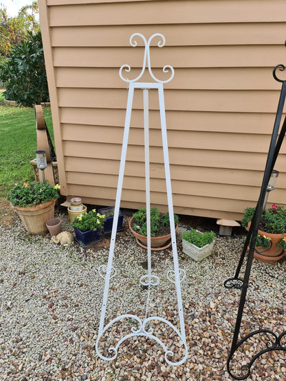 White Easel Hire (not available to hire without a backdrop and organic garlands) by UpUpNAwayBalloons