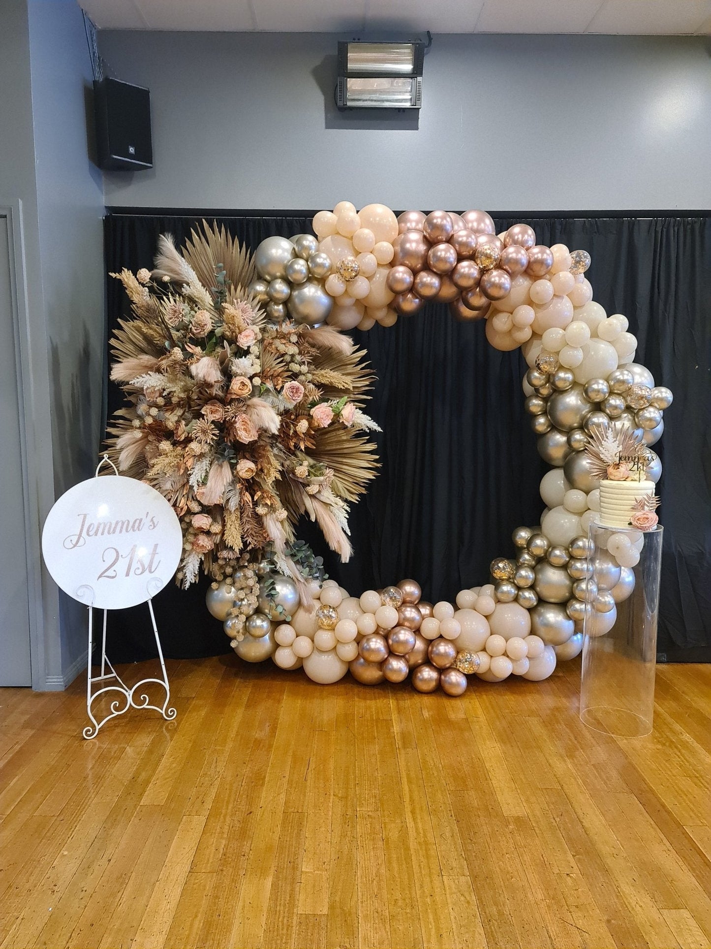 Year 2015 to 2020 Organic Balloon Garlands (click on photo to view) by UpUpNAwayBalloons