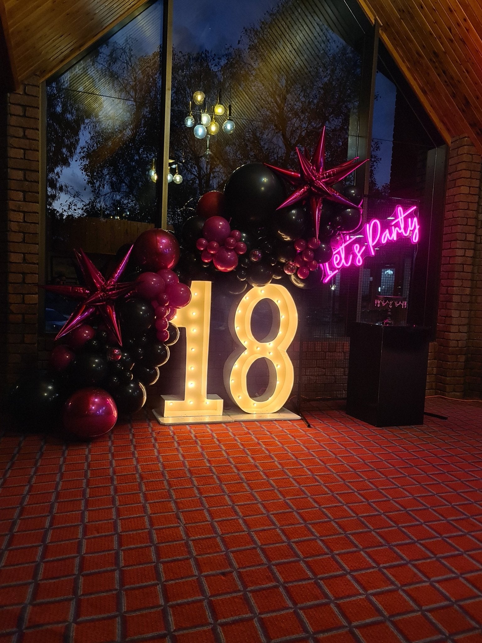 Year 2021 Organic Balloon Garlands (click on photo to view all photos) - UpUpNAwayBalloons