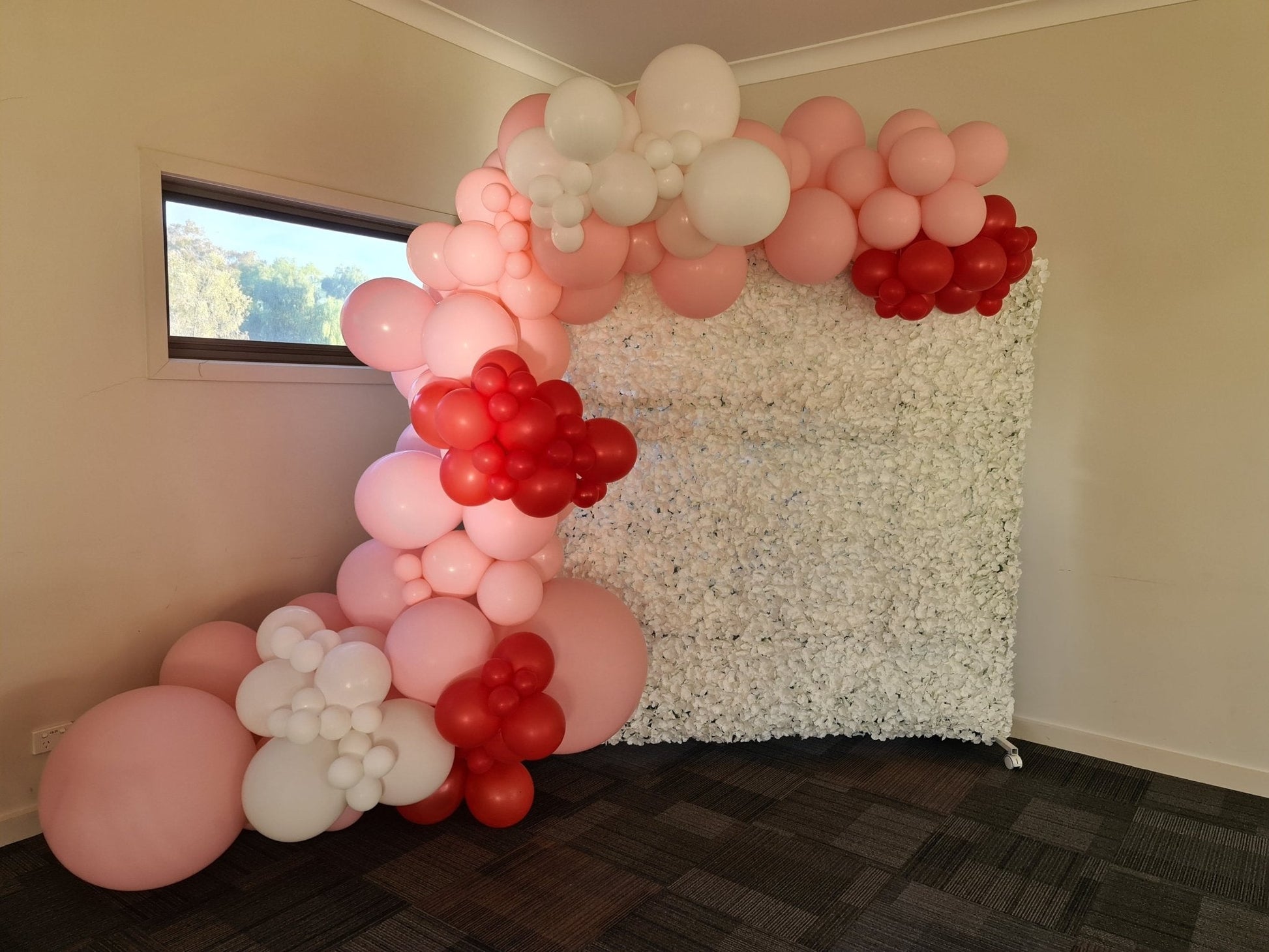 Year 2021 Organic Balloon Garlands (click on photo to view all photos) - UpUpNAwayBalloons