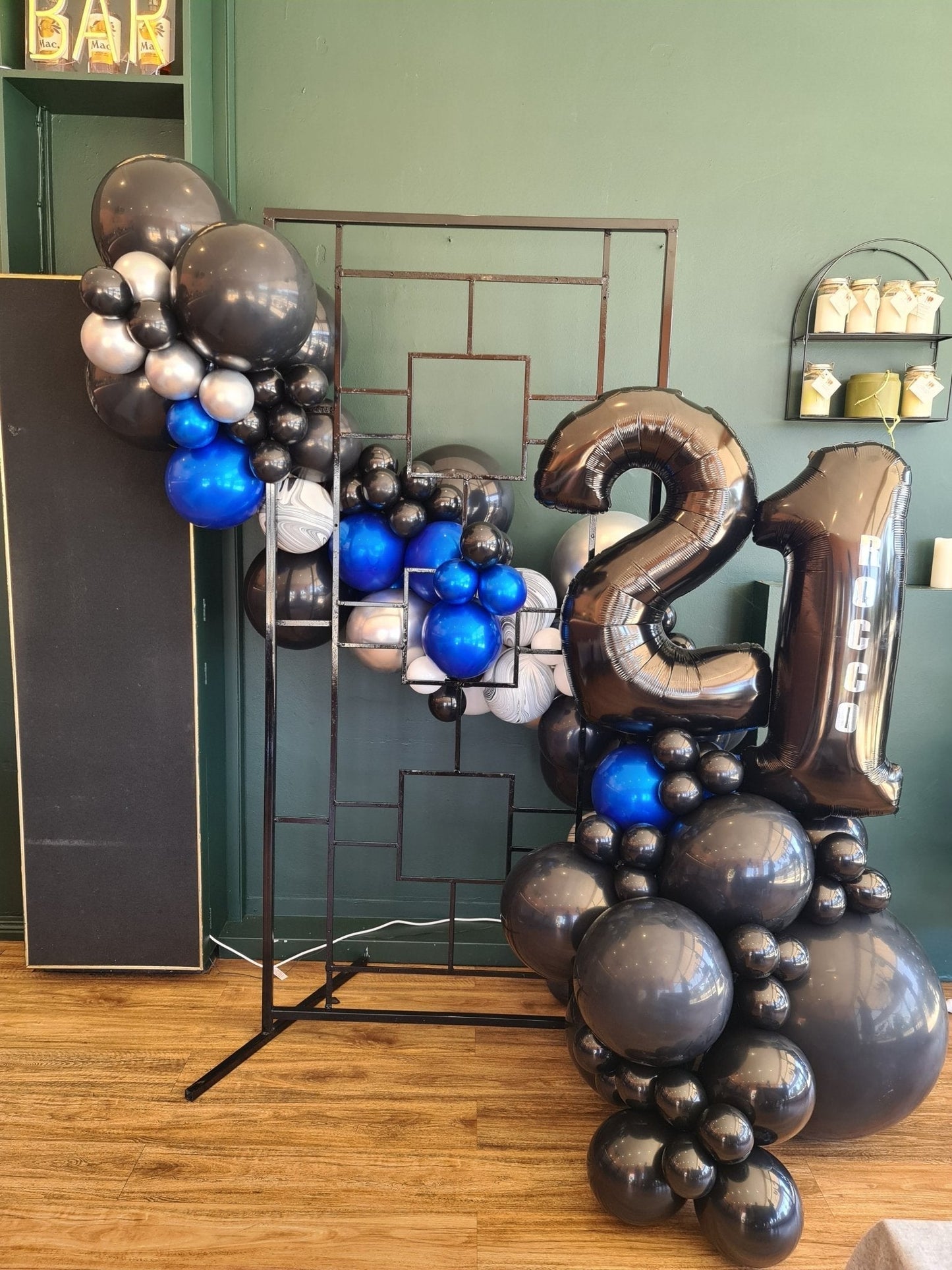 Year 2022 Organic Balloon Garlands (click on photo to view all photos) - UpUpNAwayBalloons