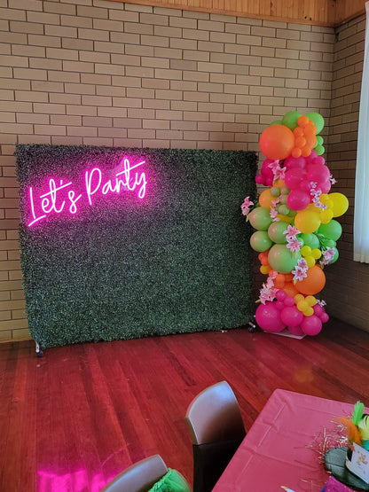 Year 2022 Organic Balloon Garlands (click on photo to view all photos) - UpUpNAwayBalloons