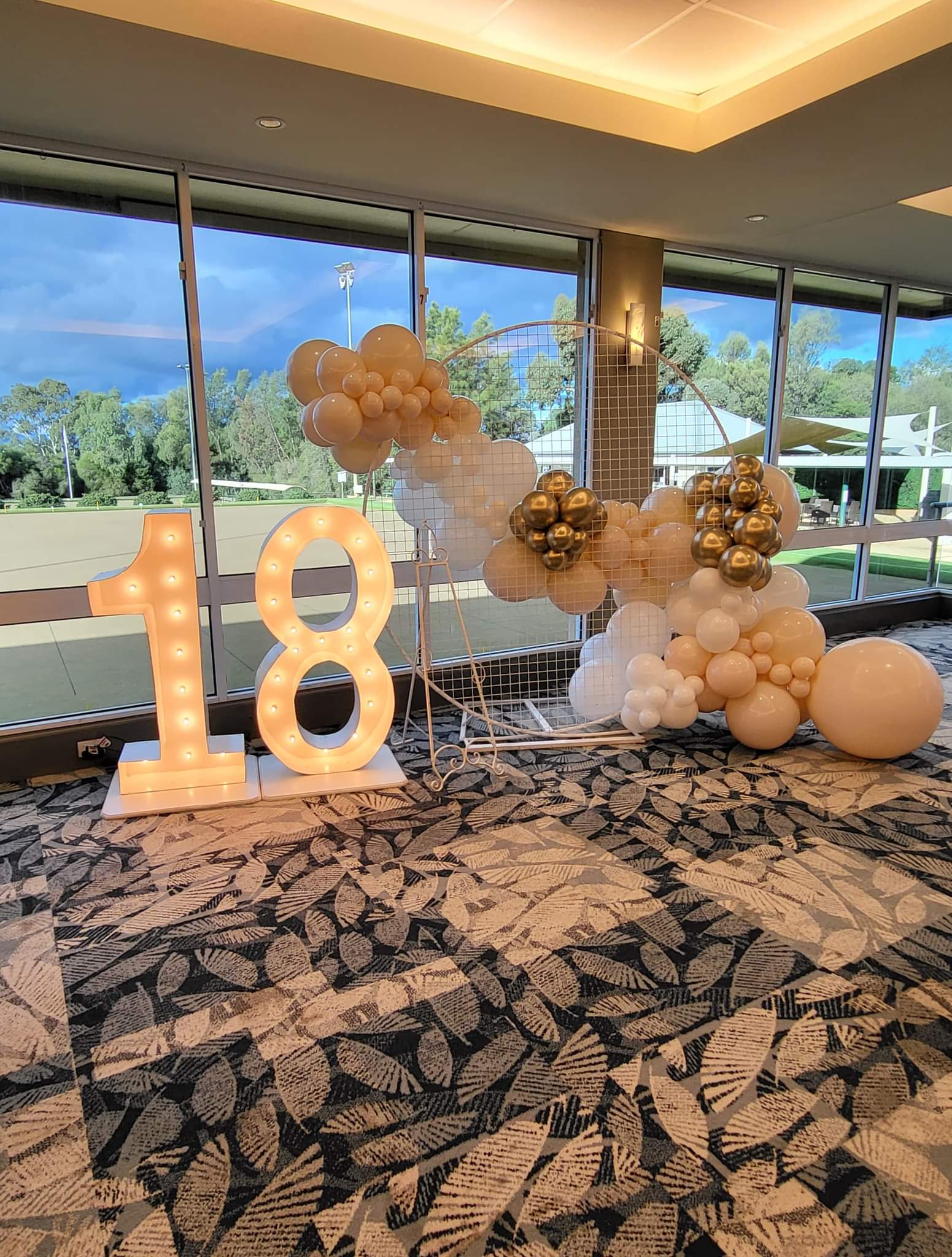 Year 2022 Organic Balloon Garlands (click on photo to view all photos) - UpUpNAwayBalloons