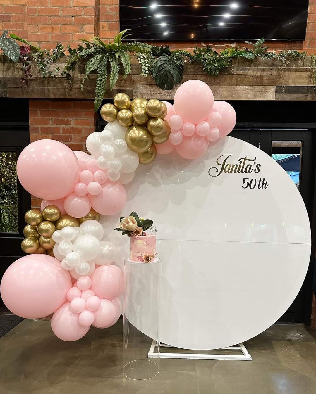 Year 2023 Organic Balloon Garlands (click on photo to view all photos) - UpUpNAwayBalloons