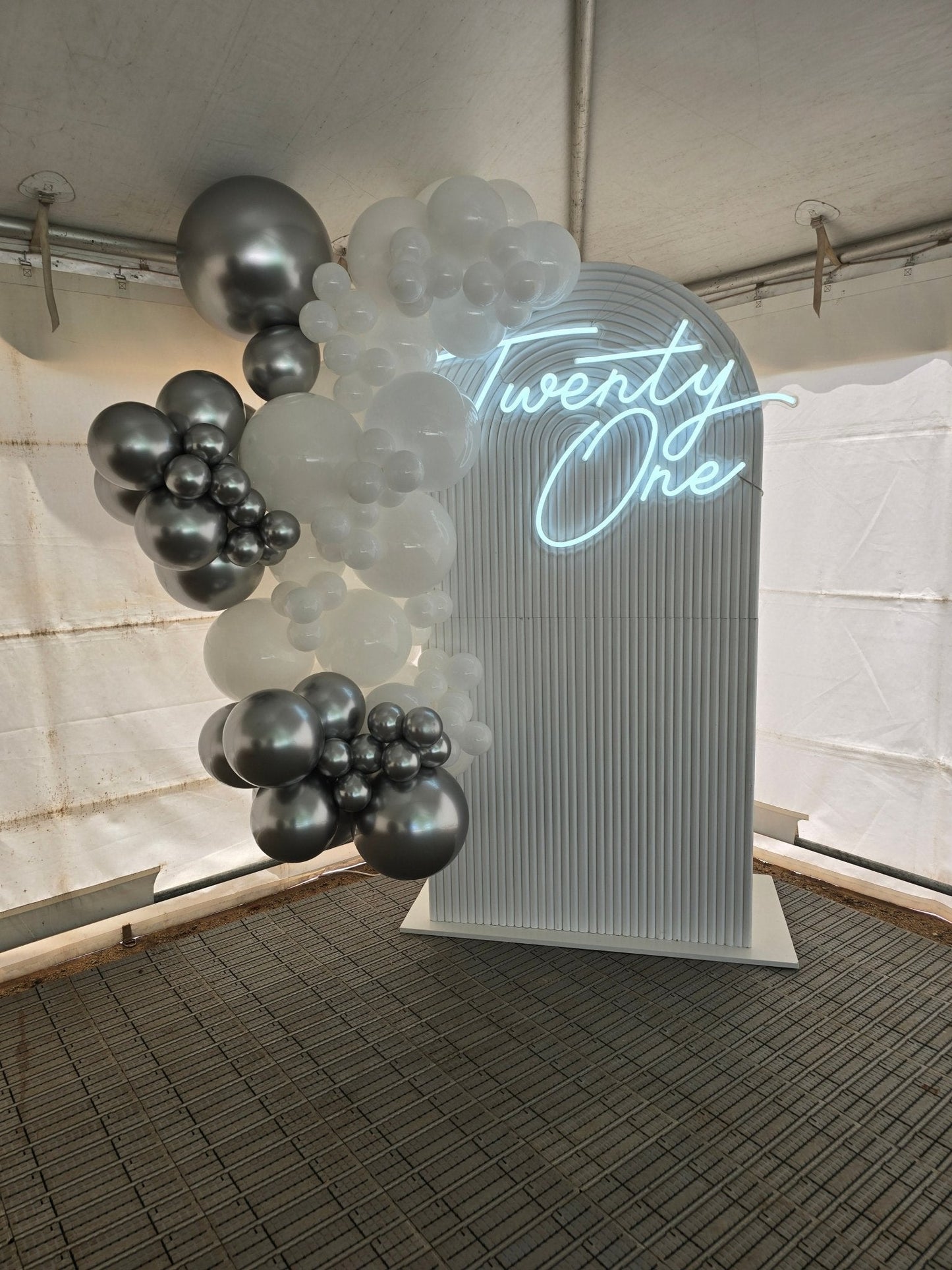 Year 2024 Organic Balloon Garlands (click on photo to view all photos) - UpUpNAwayBalloons