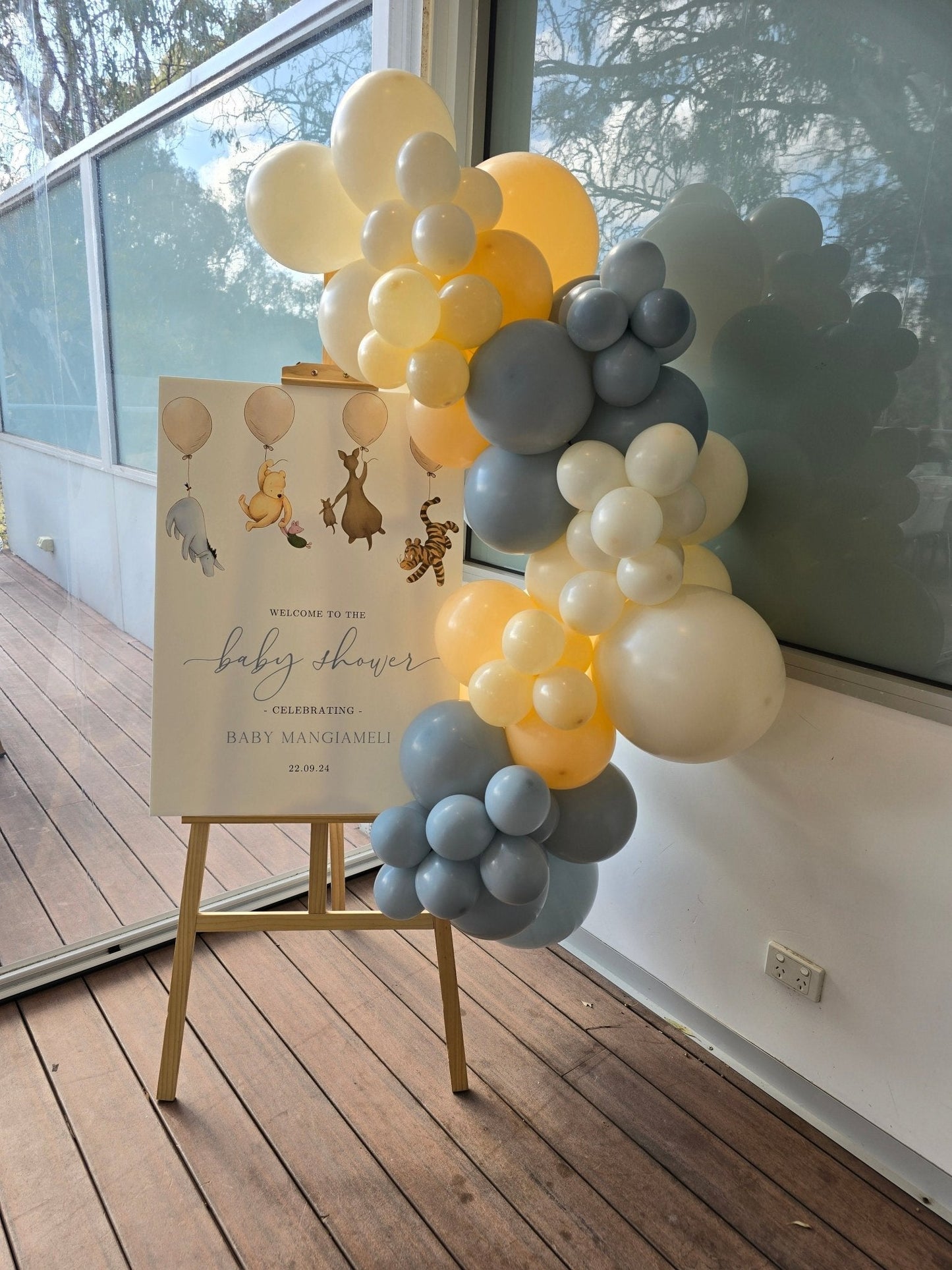 Year 2024 Organic Balloon Garlands (click on photo to view all photos) - UpUpNAwayBalloons