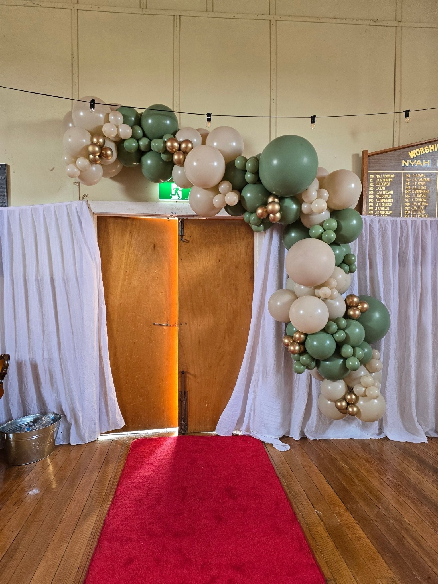 Year 2024 Organic Balloon Garlands (click on photo to view all photos) - UpUpNAwayBalloons