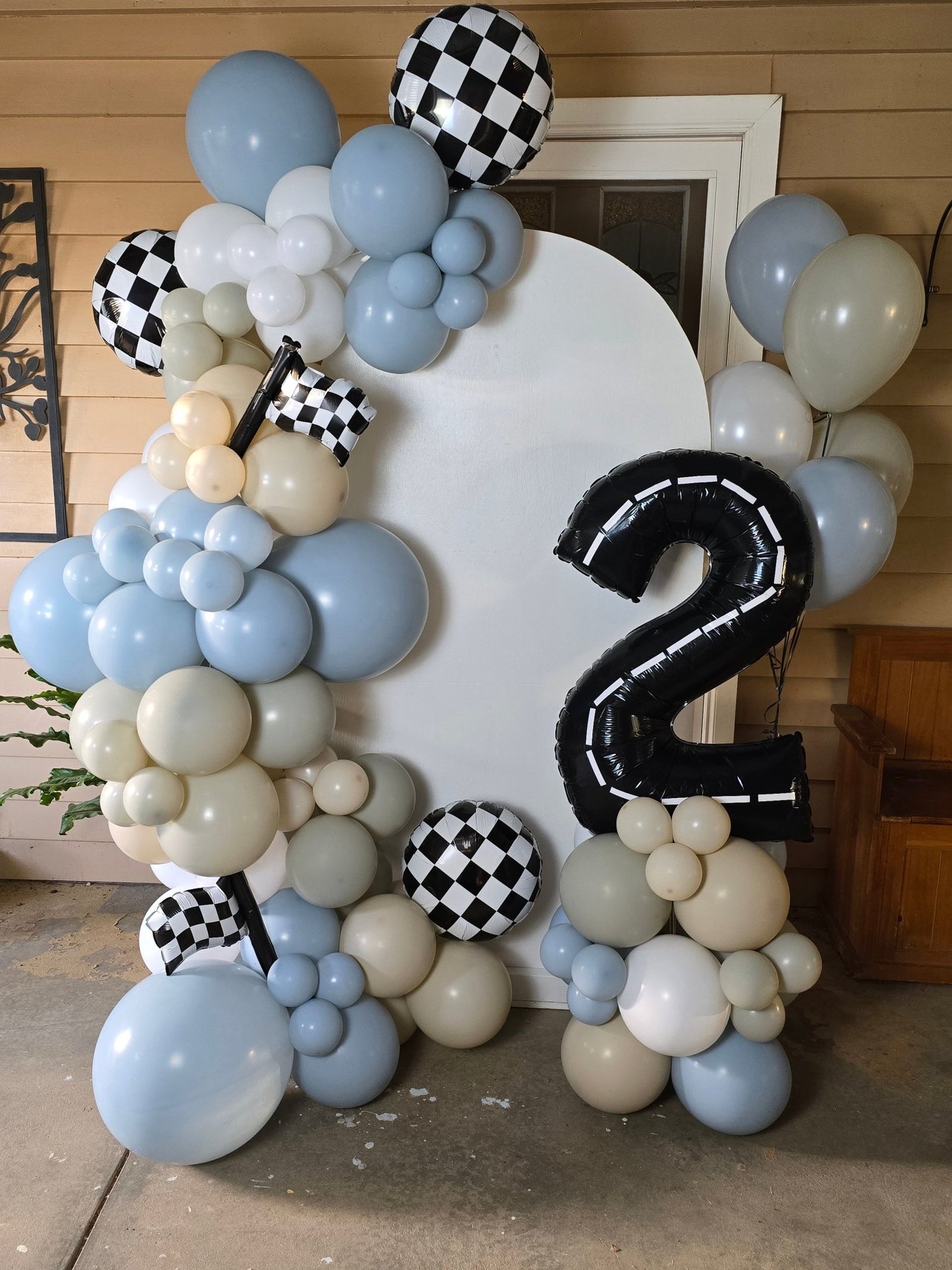 Year 2024 Organic Balloon Garlands (click on photo to view all photos) - UpUpNAwayBalloons