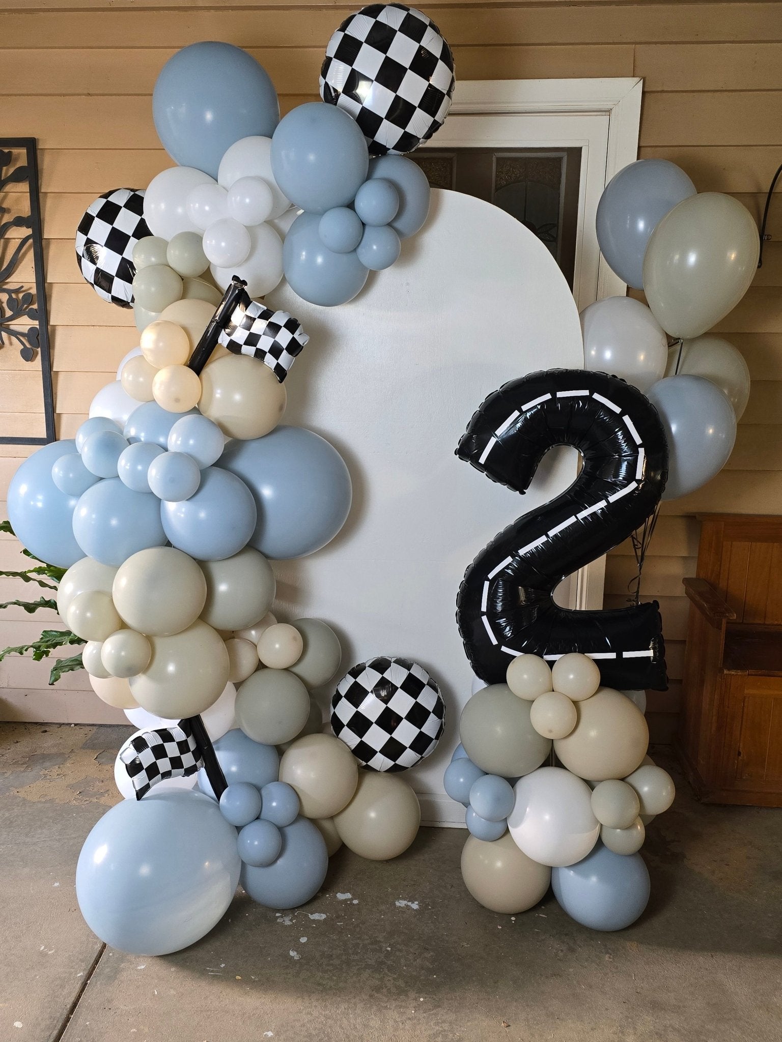 Year 2024 Organic Balloon Garlands (click on photo to view all photos) - UpUpNAwayBalloons
